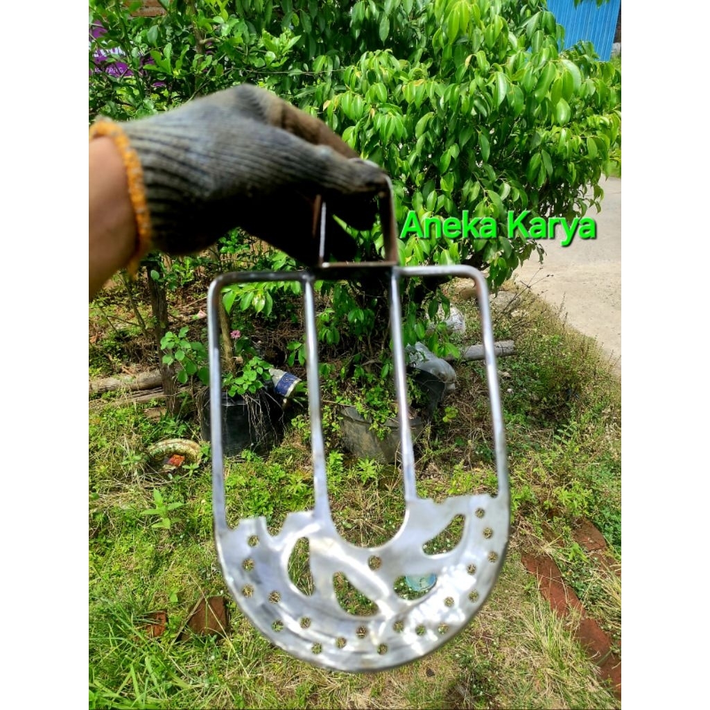 Cangkul Sawah Anti Lengket Lahan Basah