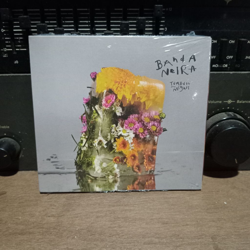 CD Banda Neira - Tumbuh Dan Menjadi