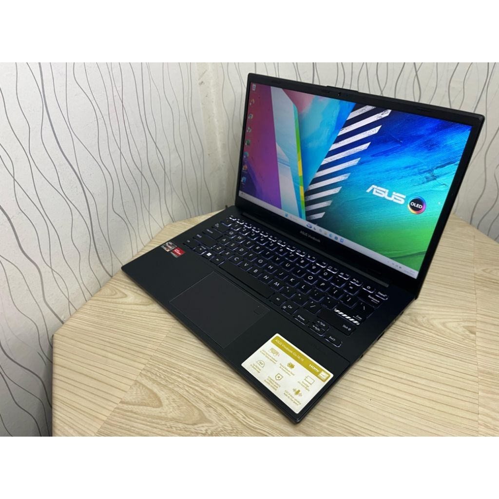 ASUS VIVOBOOK GO 14  AMD RYZEN 5-7520U RAM 8GB/SSD 512Gb