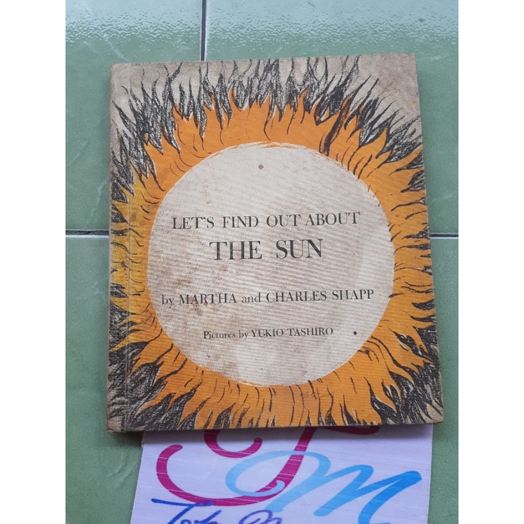 buku pengetahuan anak  LETS FIND OUT ABOUT THE SUN