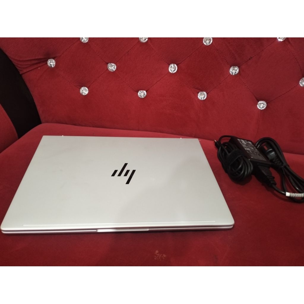 hp Elitebook 8 G1i Intel ultra 5 -235u generasi kedua/NPu Ai chip sakti/garansi 2028 / RAM 16 ddr5/S
