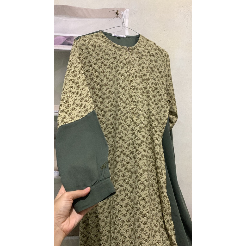 Preloved Gamis Hijab Alila - Gamis Lya - Green - Size S
