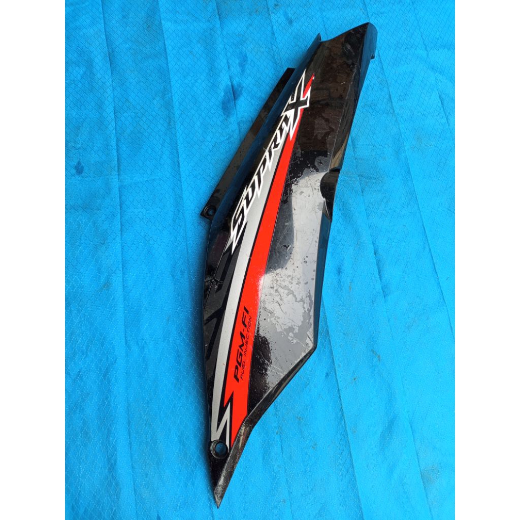 cover bodi belakang Honda Supra x fi 125 Original / bodi kiri Supra x fi Original copotan