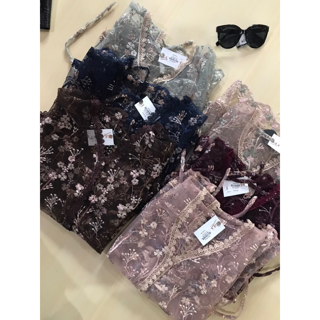 VestTile / VestBurkat / RompiTile