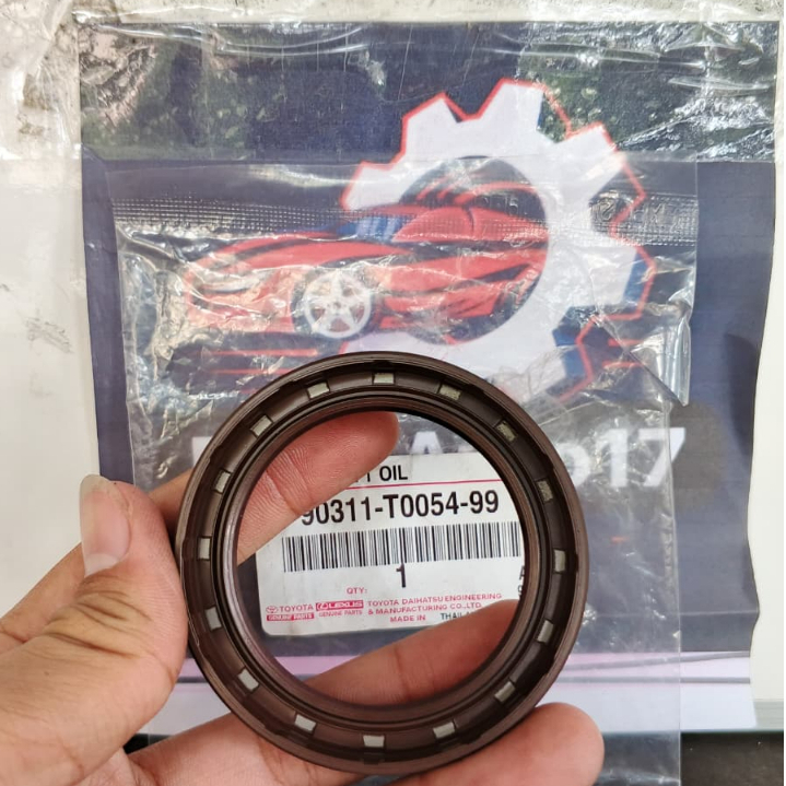 Seal Crankshaft Depan Innova Fortuner Hilux Hiace Kode Part 90311 T0054 99 Produk Original Toyota
