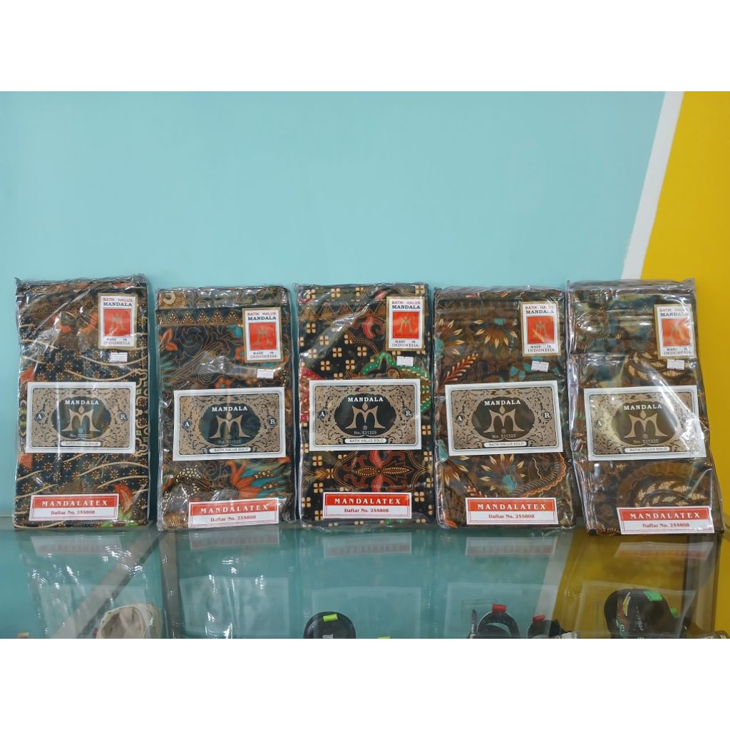 Kain panjang mandala