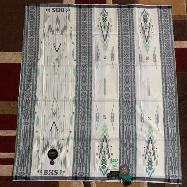 Sarung BHS Masterpiece Gold M81 SGE Putih Hijau