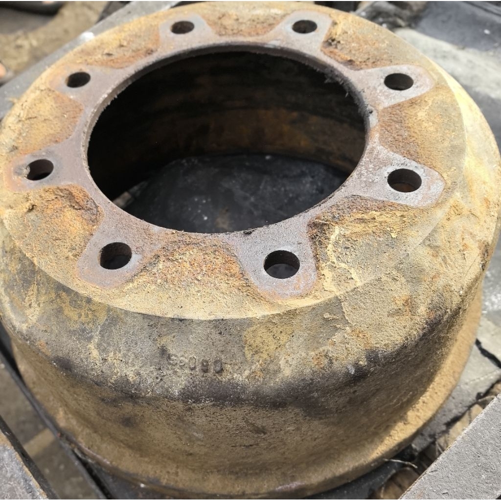 Tromol Belakang Mitsubishi Fuso Fighter 190PS