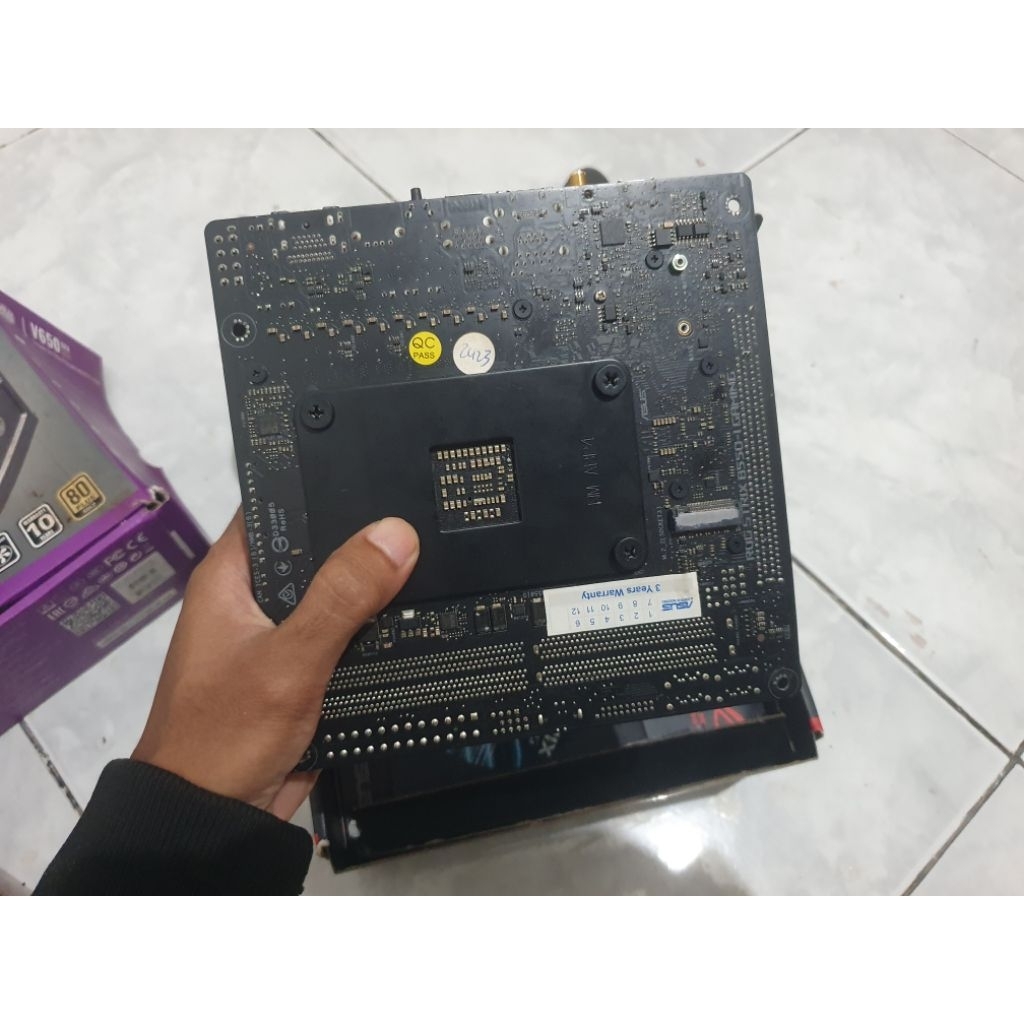 Motherboard Asus Rog Strix b550 i + Noctua NH L9a Am4