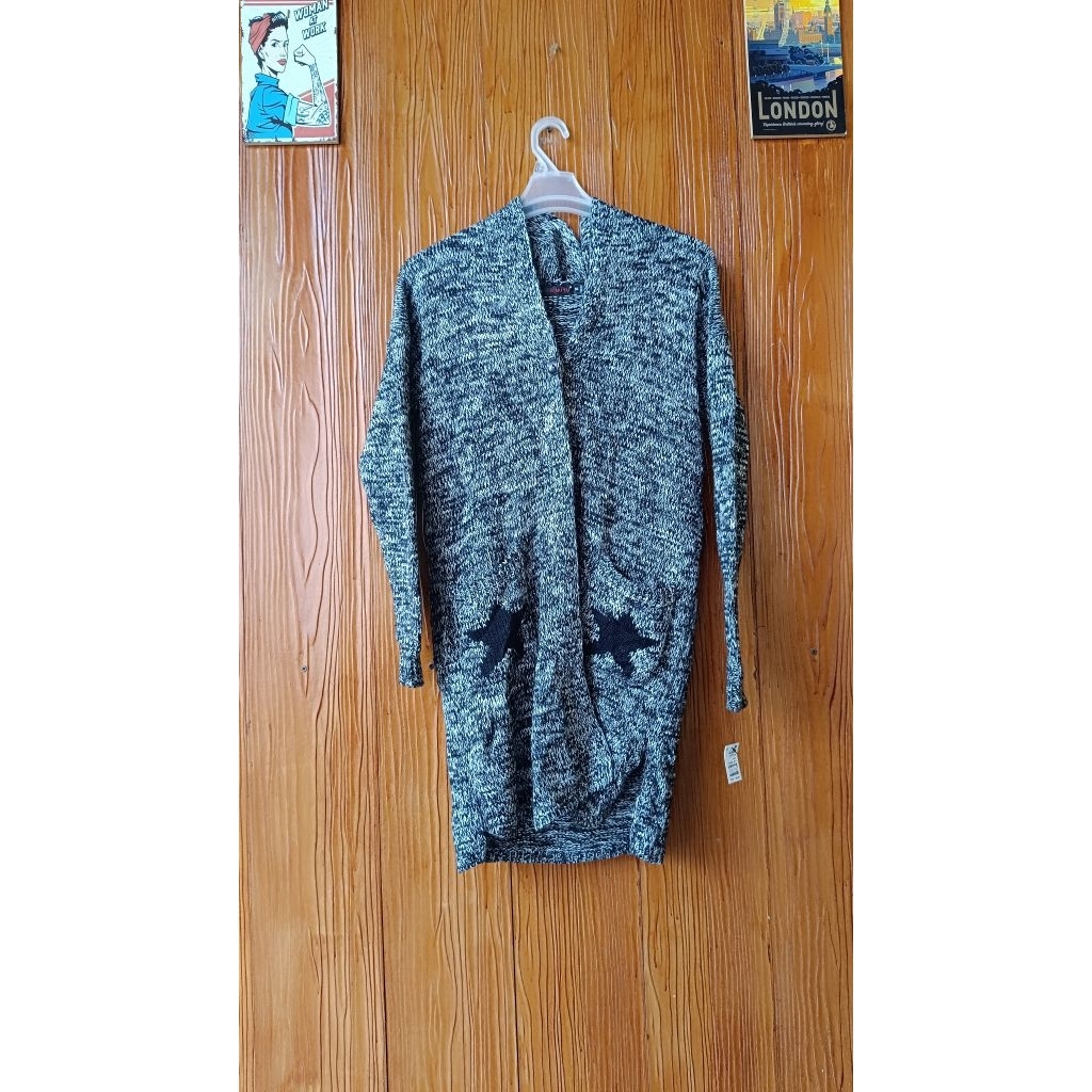 Cardigan Rajut Abu Motif Bintik Hitam - Outer Wanita Panjang Stylish
