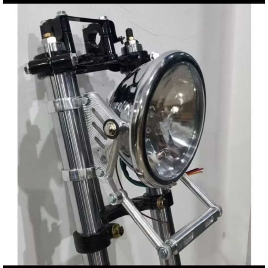 BRECKET LAMPU PESEK / KUPINGAN LAMPU PESEK AS 31 SET DUDUKAN PLAT NOMOR