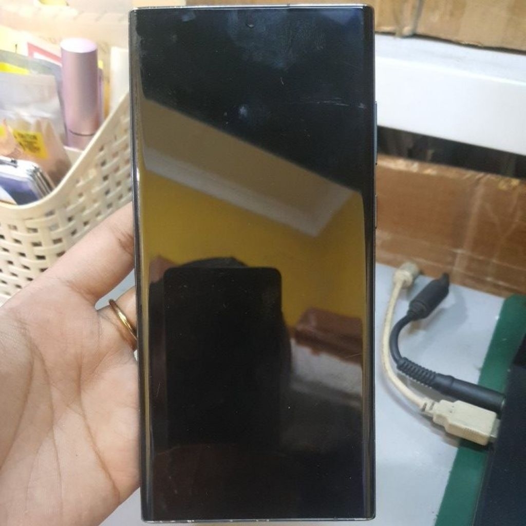 LCD +FRAME ORIGINAL COPOTAN SAMSUNG S22  ultra (MINUS) DESKRIPSI