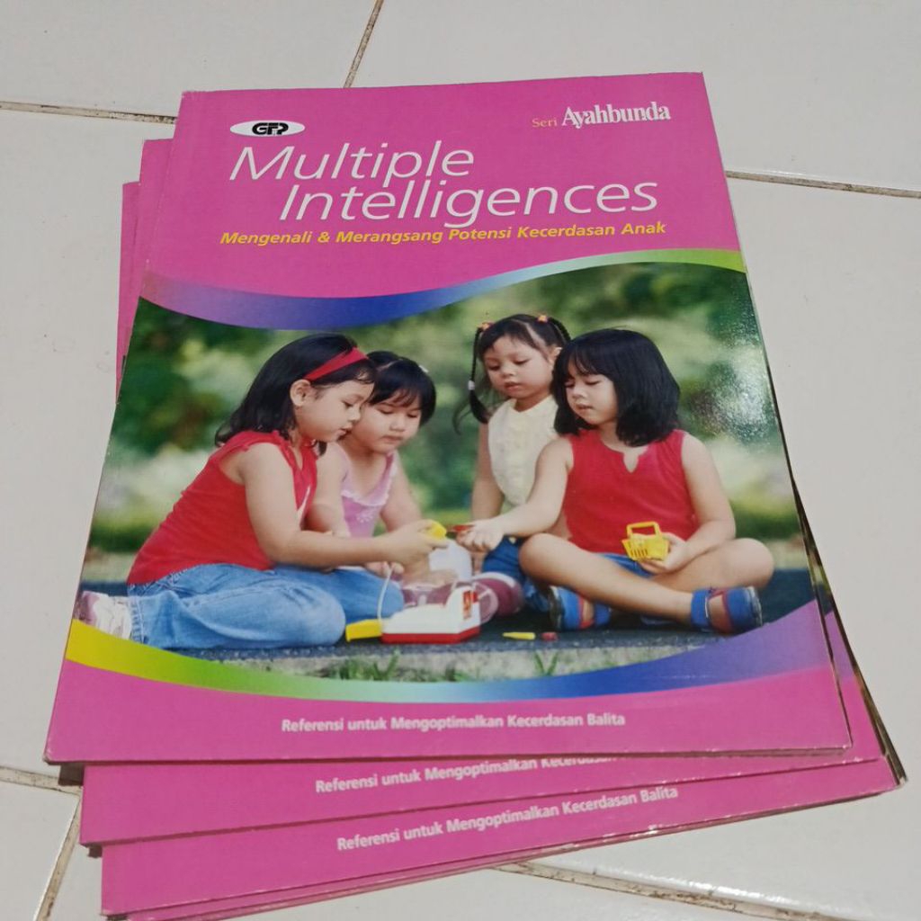 Majalah seri ayahbunda multiple intelligences
