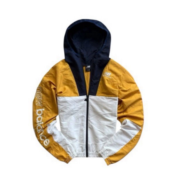 JAKET NEW BALANCE WINDBREAKER SIZE S 62x56