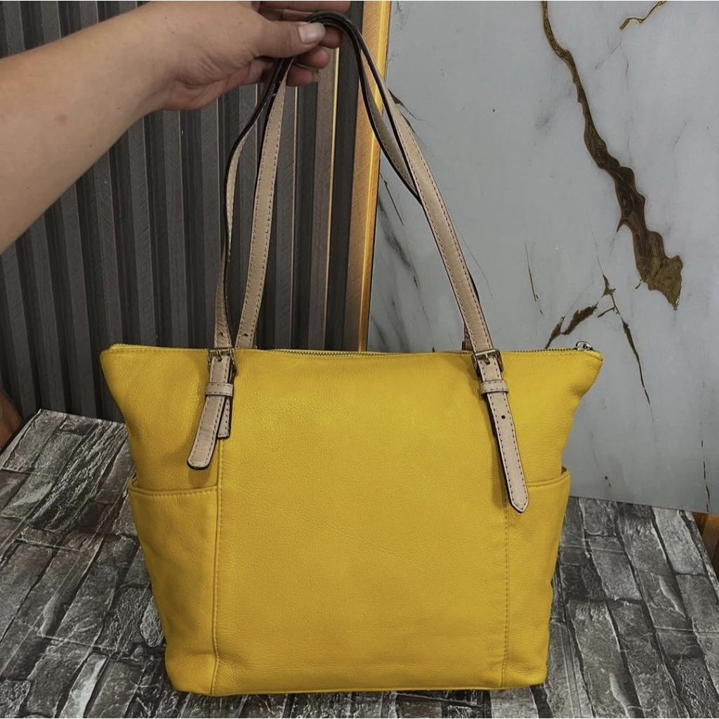 MK Charlotte Tote Large