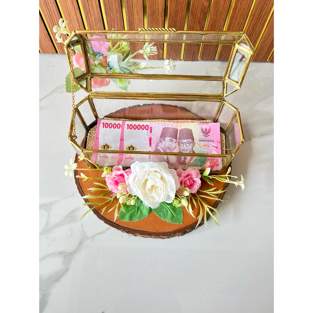 tempat uang seserahan terarium