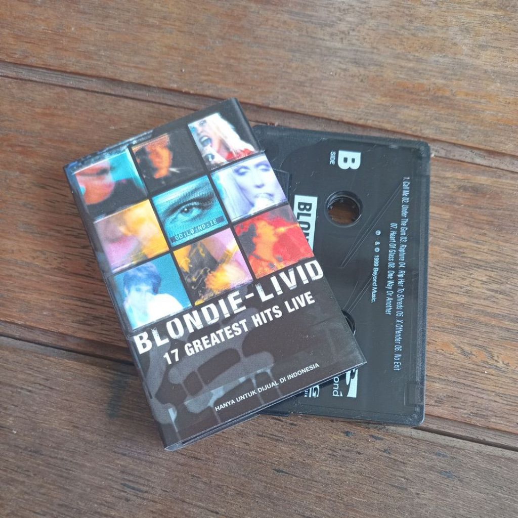 Kaset Blondie Livid 17 Greatest Hits Live/1999 beyond music mulus