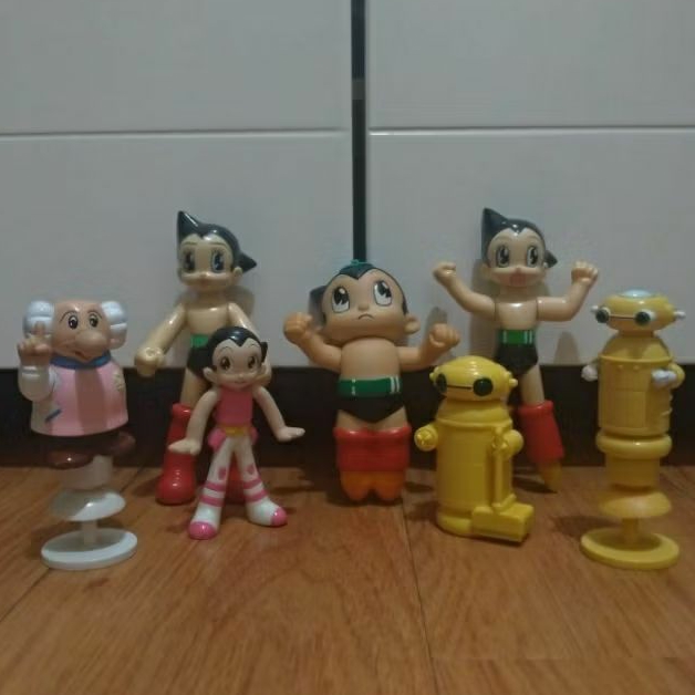 Mainan Figure Set Astro Boy