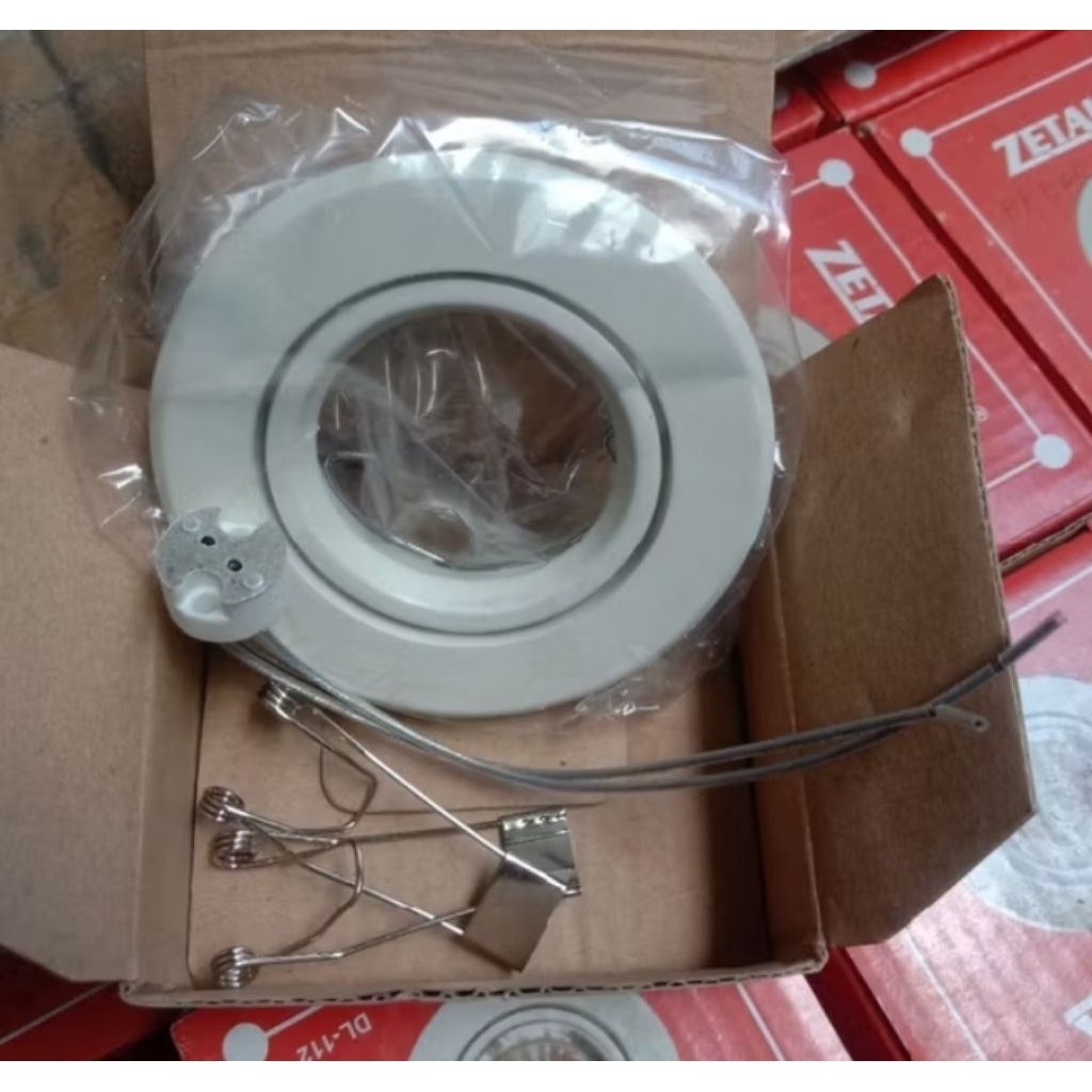 Piting Lampu Downlight ZETALUX DL-112