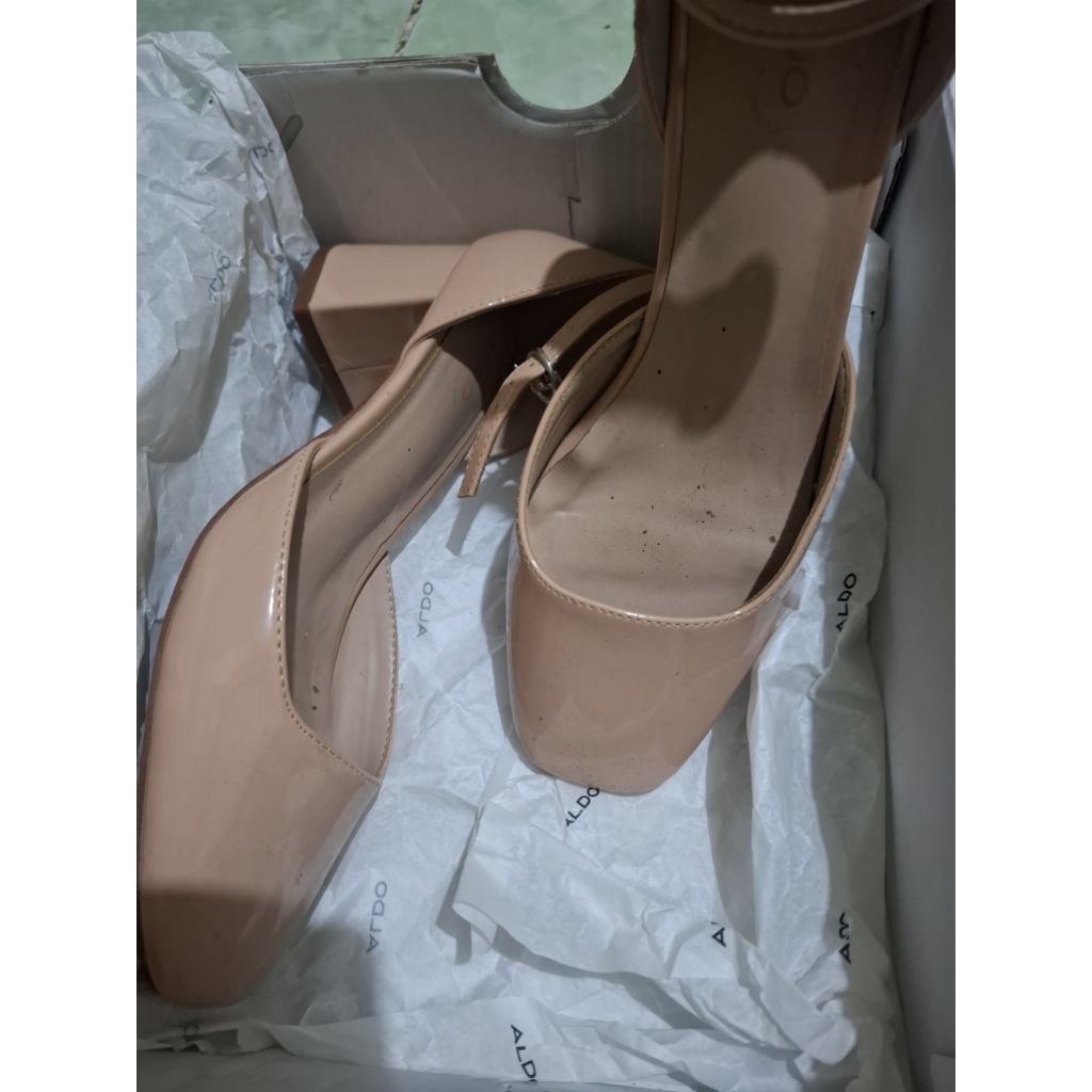 PRELOVED LIKE NEW heels ALDO
