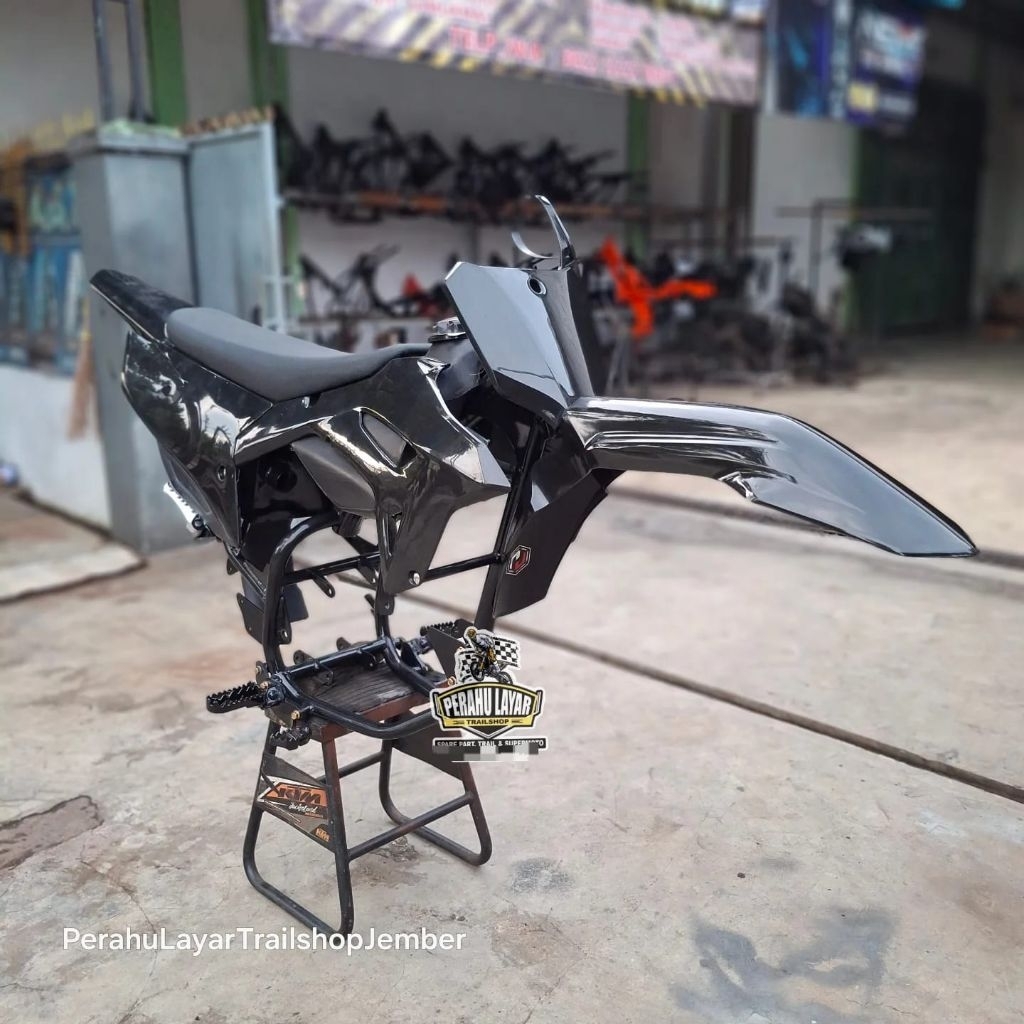 Ready frame rangka bodyset body crf 450 full Rolling sasis CRF 450 premium PNP MESIN : TIGER, MP mon