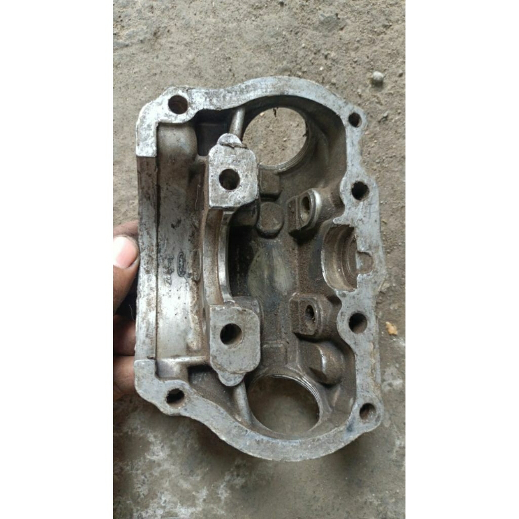 tutup noken atas honda xl125,cb100,gl125,cb125 ori copotan