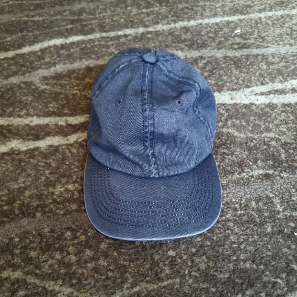 Topi Uniqlo Fading