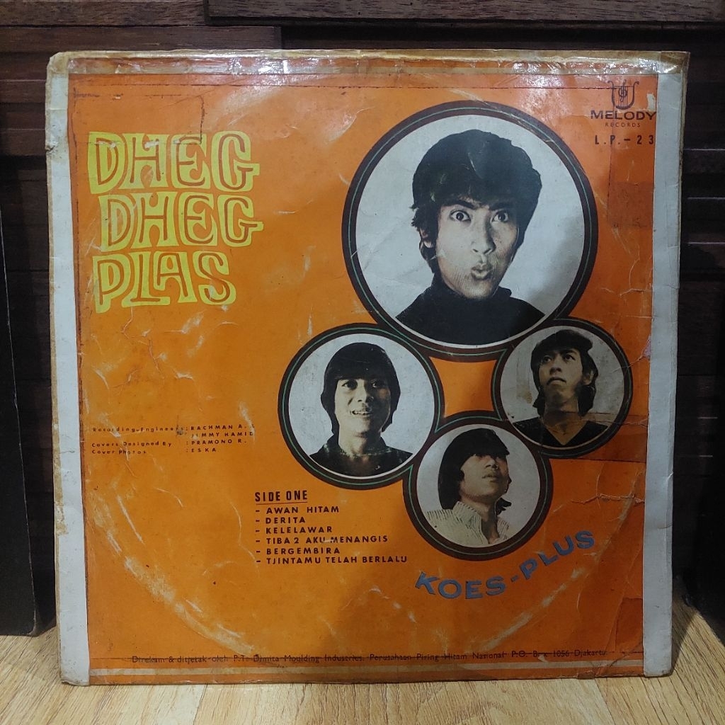Vinyl Piringan Hitam Koes Plus Dheg Dheg Plas