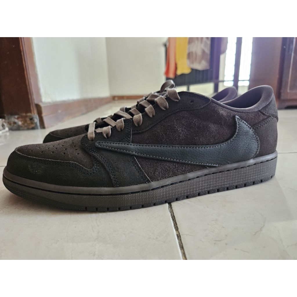 Sepatu Nike Air Jordan 1 Low x Travis Scott Velvet Brown
