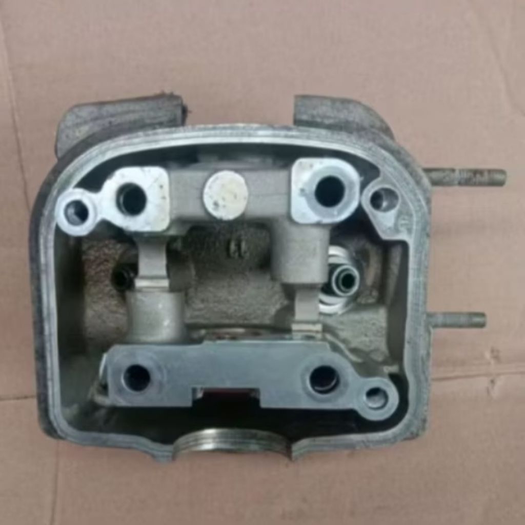 cylinder head beat fi kode kzl bekas asli copotan pnp cylinder head scoopy fi stater kasar vario fi 