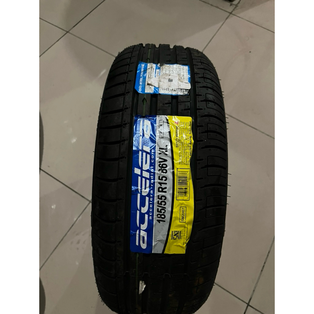 accelera  PHI-R 185/55R15