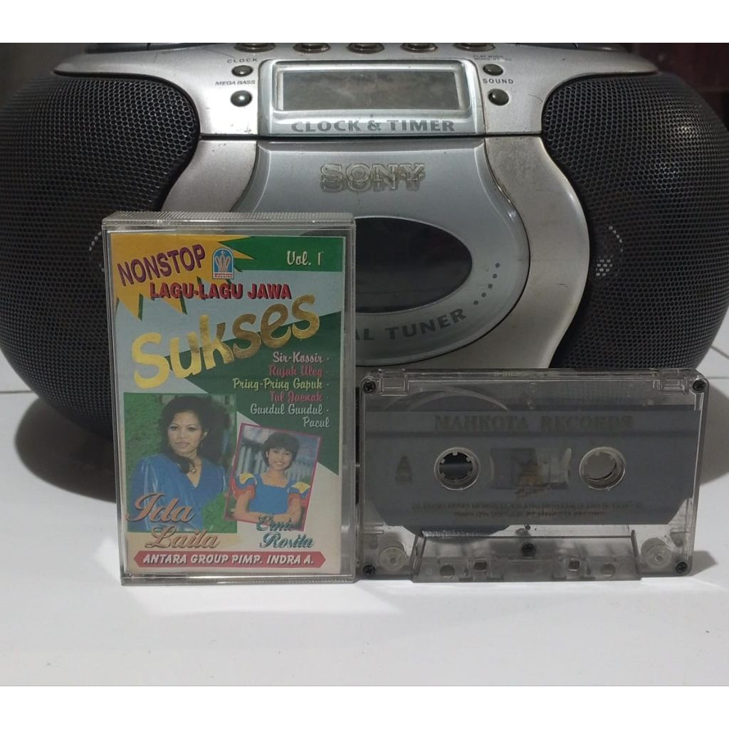 Kaset Pita Ida Laila Feat Ernie Rosita