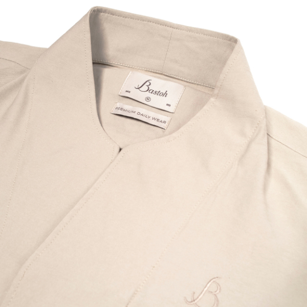 BASTOH Nayef Khaki Baju Koko Pria Dewasa Lengan Panjang