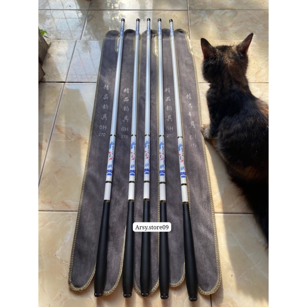 Tegek carbon kaku White Fish ukuran 270
