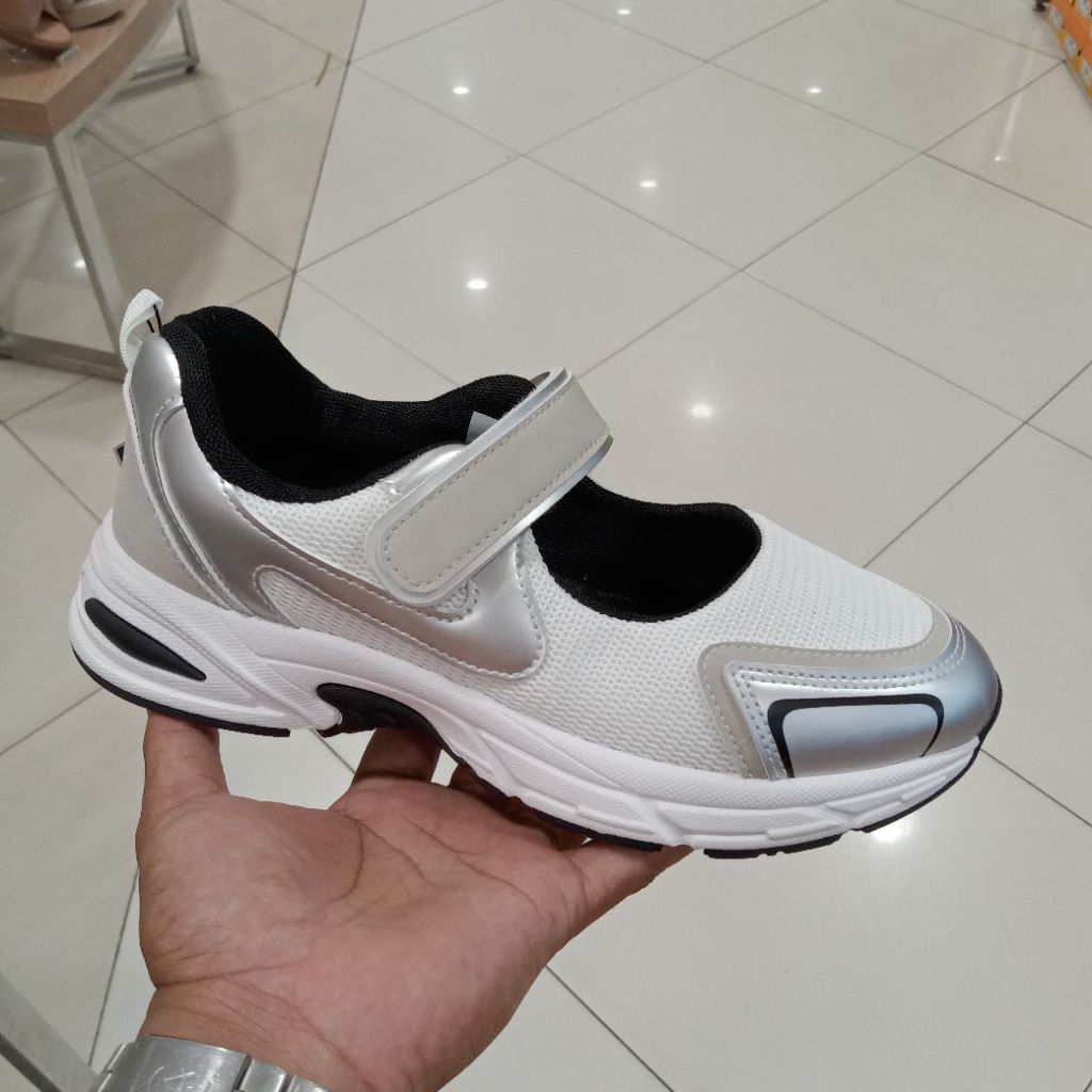 NEVADA SEPATU SLIP ON WANITA RINGAN NYAMAN ORIGINAL