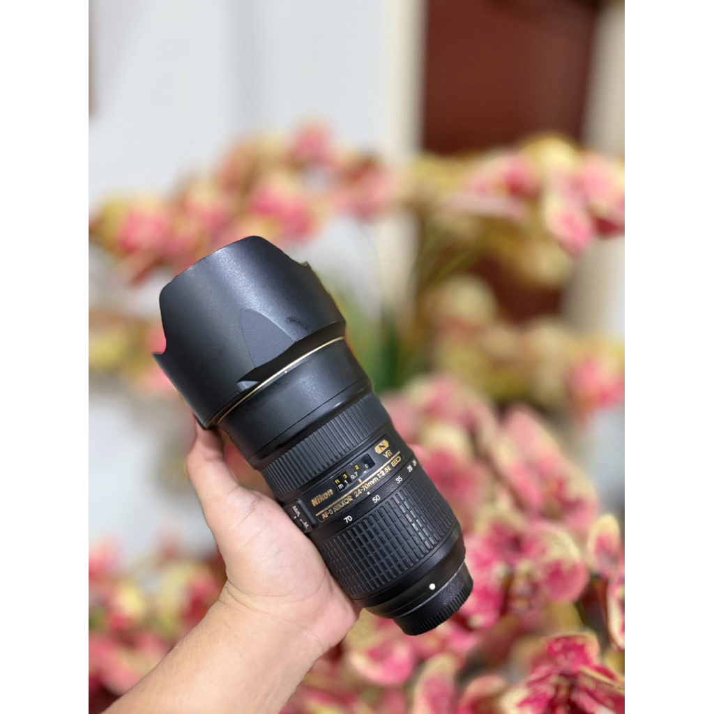 lensa nikon 24 70 Nano VR f2,8 bukan lensa nikon 50mm bukan lensa nikon 85mm
