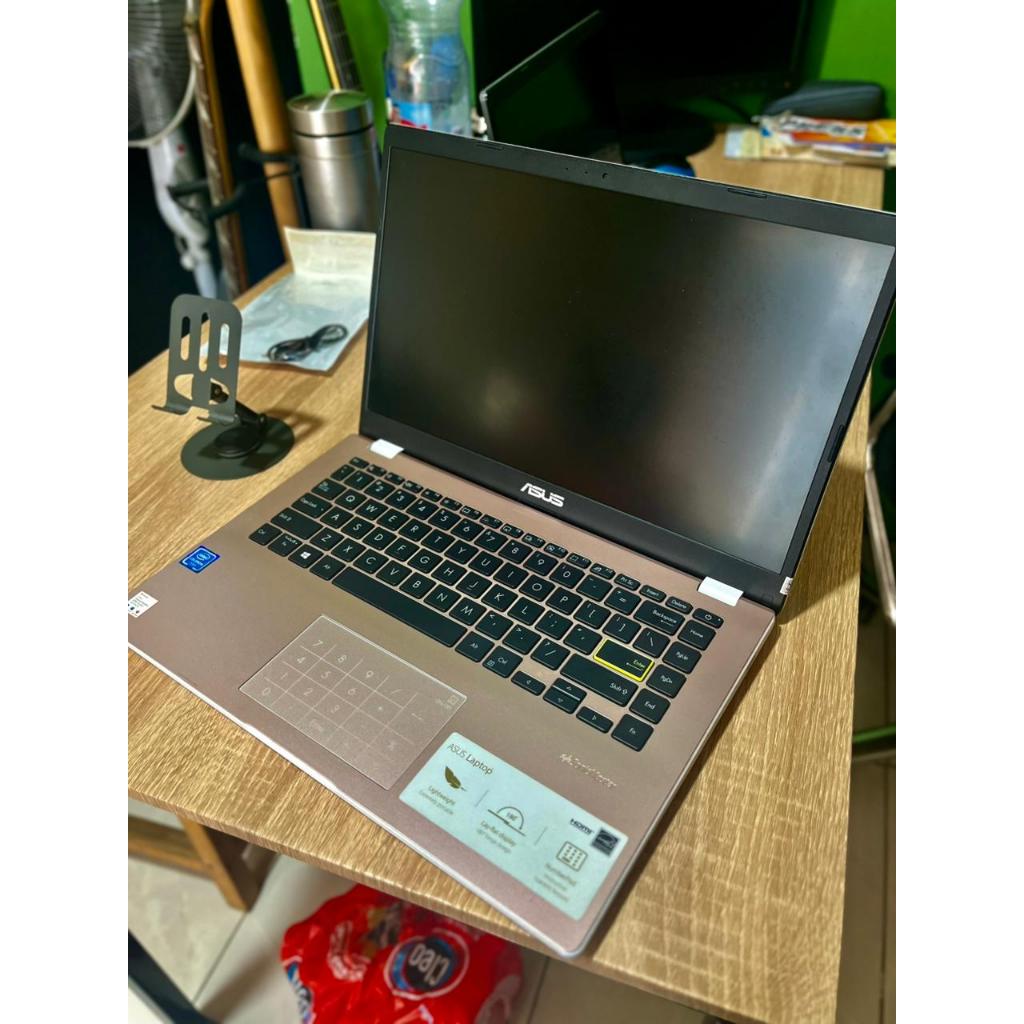 ASUS Vivobook E410M 4/512gb - LIKE NEW ROSE GOLD