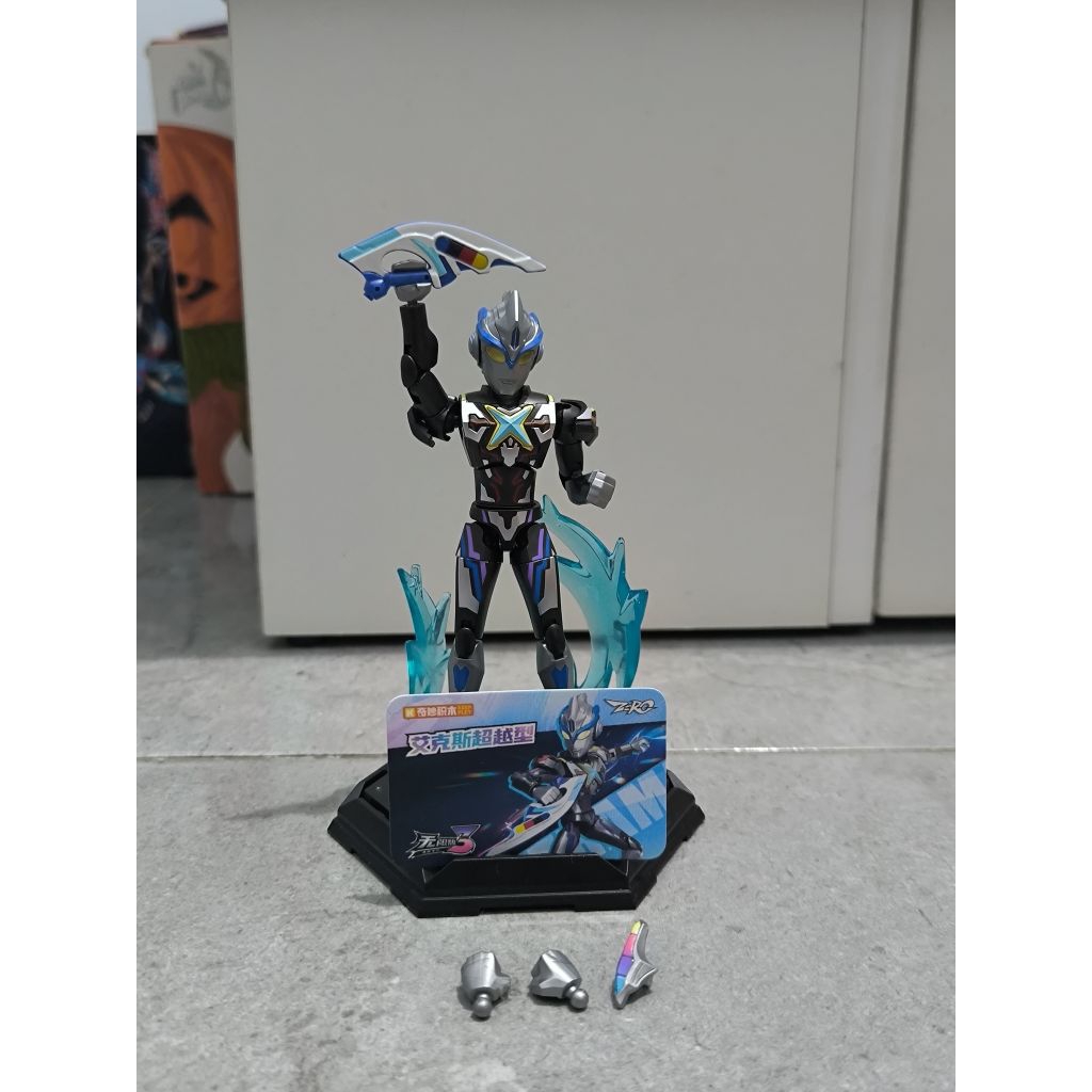 Keepley Ultraman exceed x vol 3