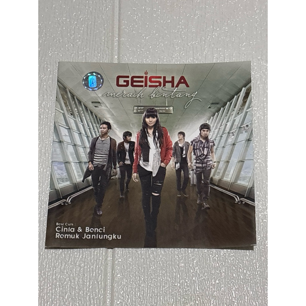 CD ALBUM GEISHA MERAIH BINTANG