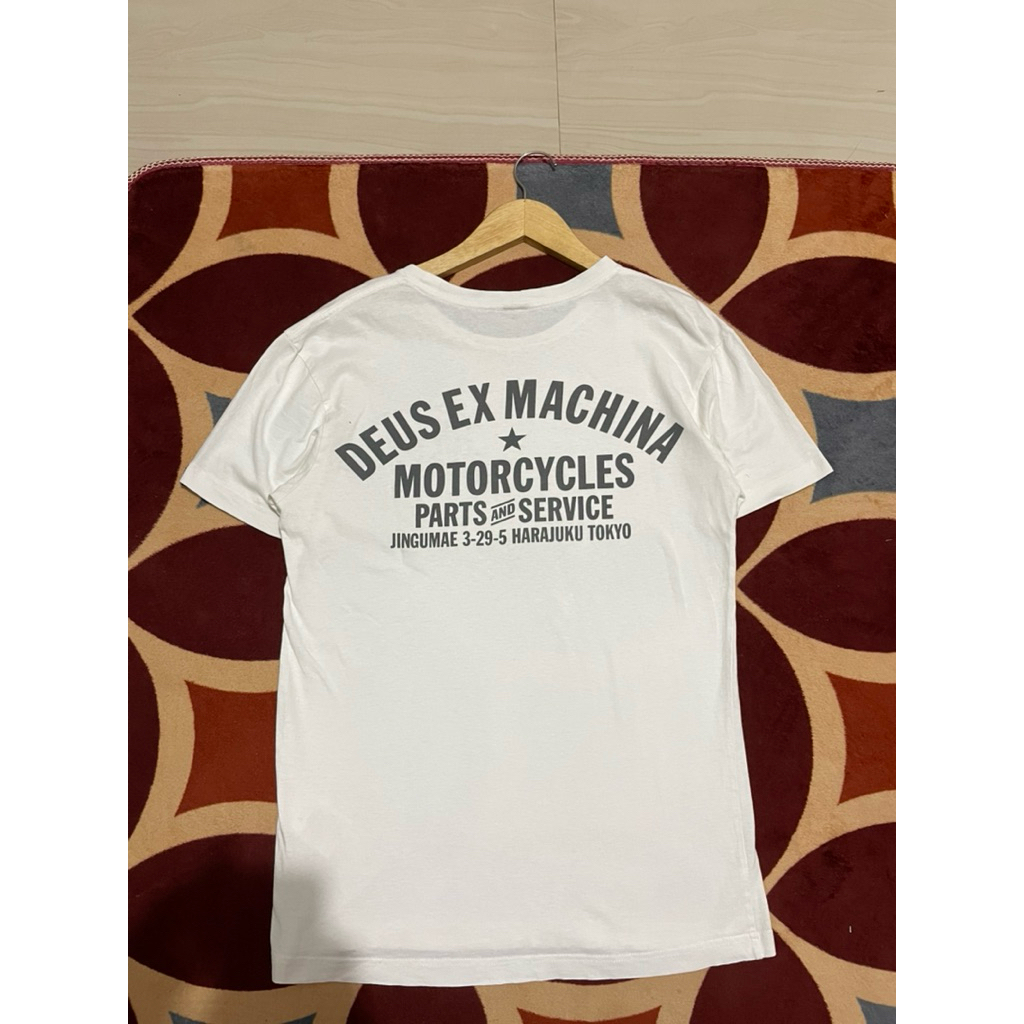 kaos deus ex machina tokyo