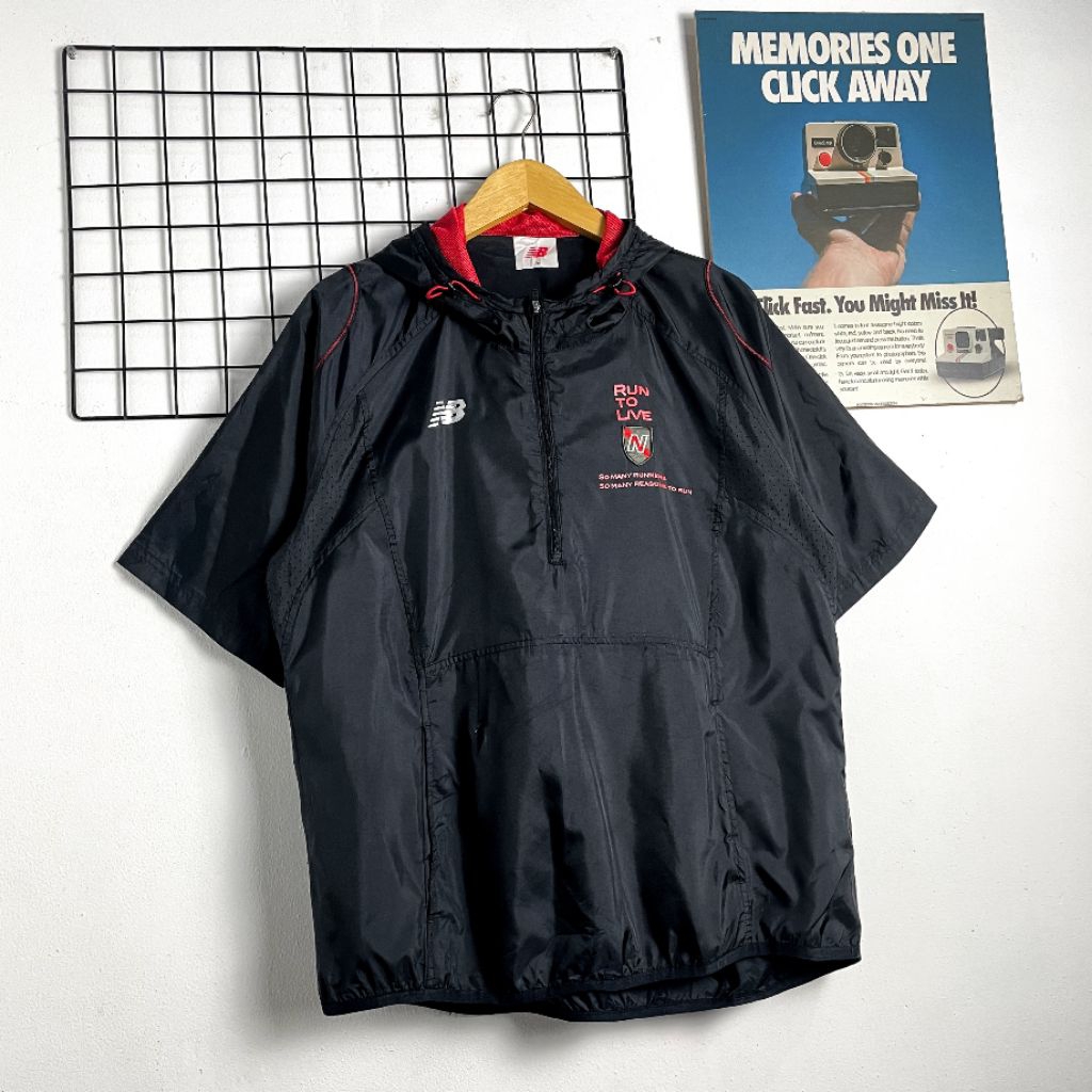 NEW BALANCE RUNNING SIZE (L) SECOND, JAKET NEW BALANCE, JAKET RUNNING NEW BALANCE, JAKET NB, JAKET O