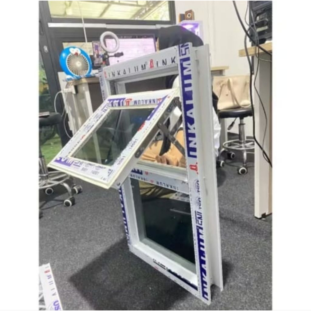 kusen+Jendela aluminium Dan kaca mati 160x80