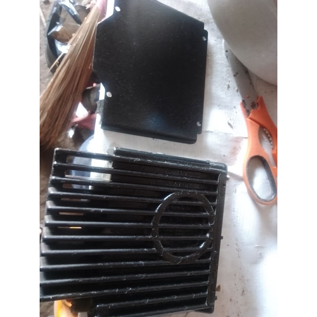 kasing alinco DR135 .