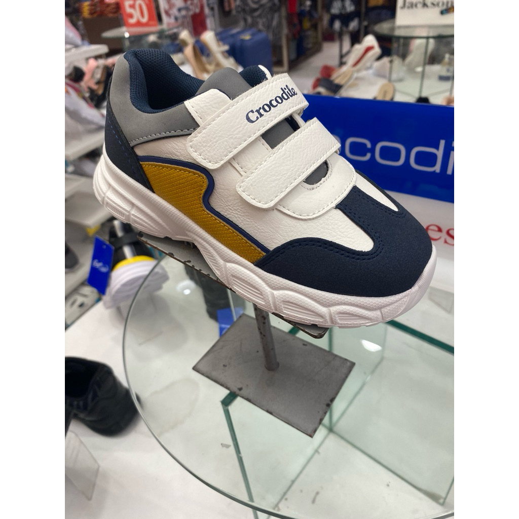Sepatu Anak Cowok By brand Crocodile