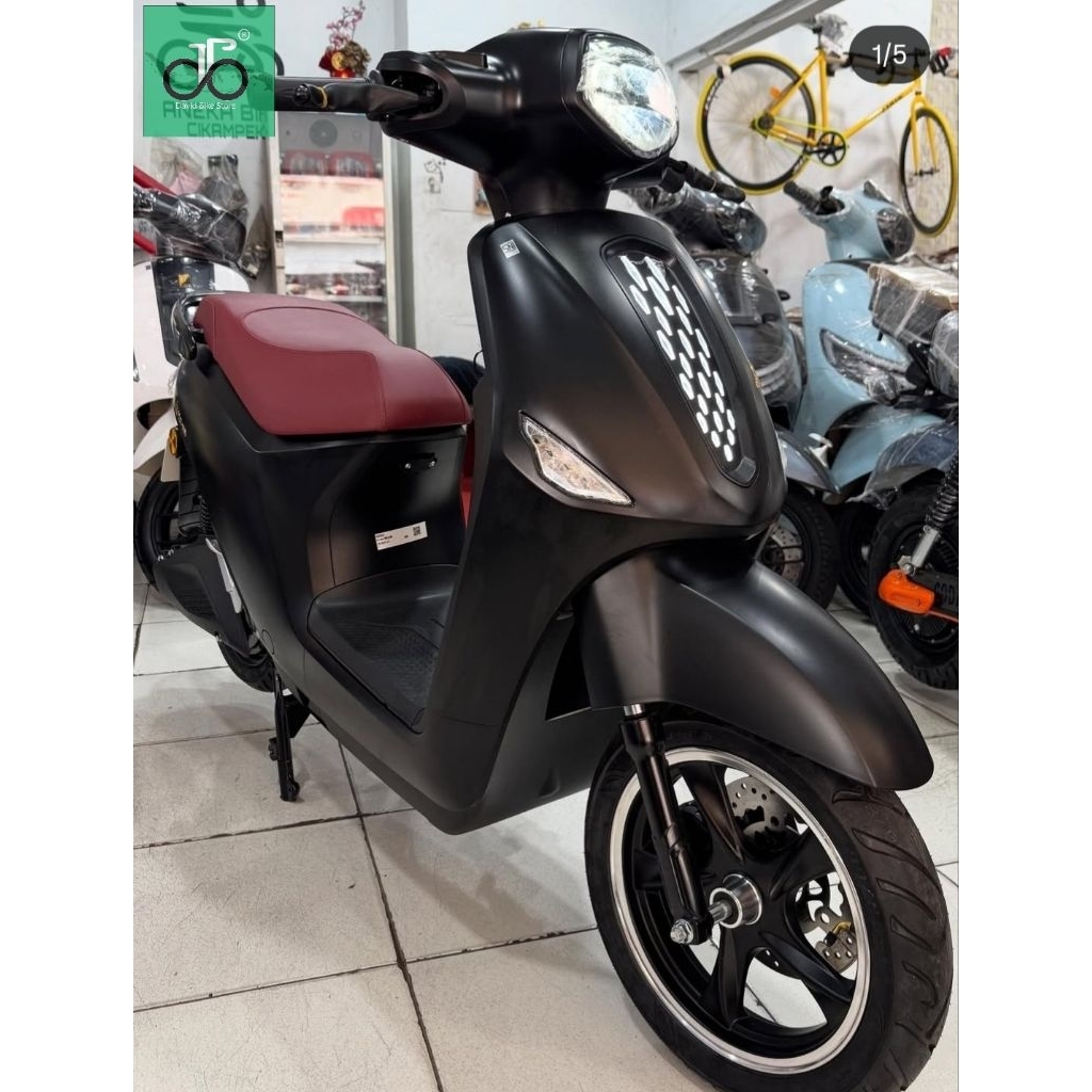 Sepeda Motor Listrik Model Vespa Goda GD003 Luna TERBARU (GD 003)