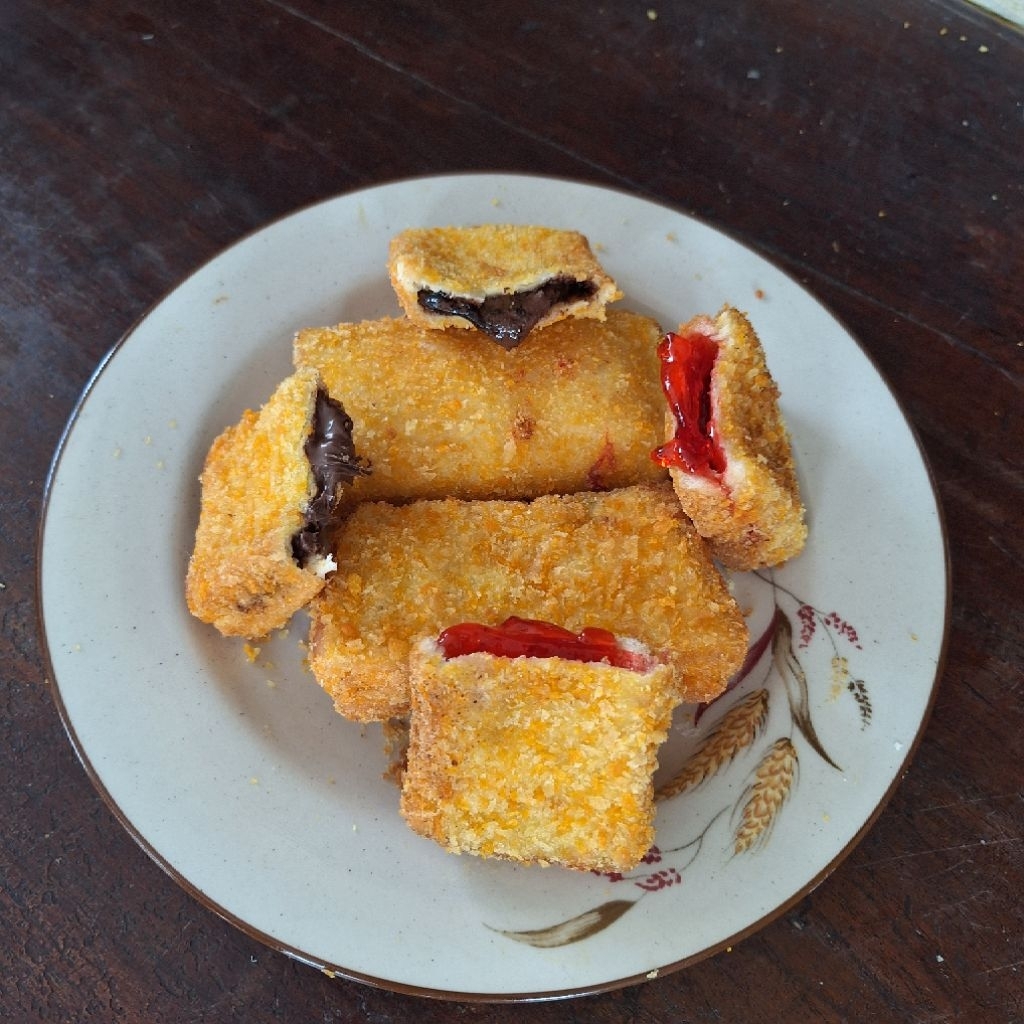 Roti Goreng Lumer Stowberry, Cokelat, Blueberry