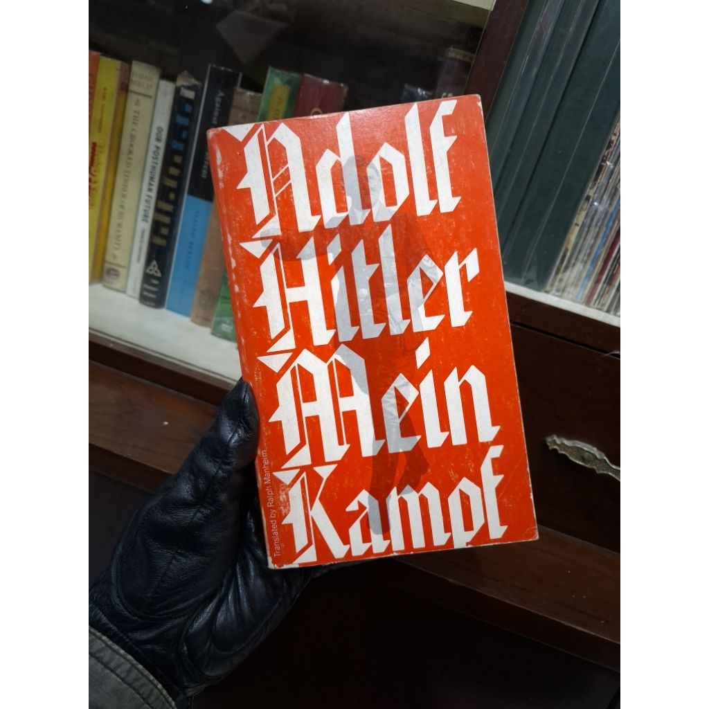 ADOLF HITLER - Mein Kampf