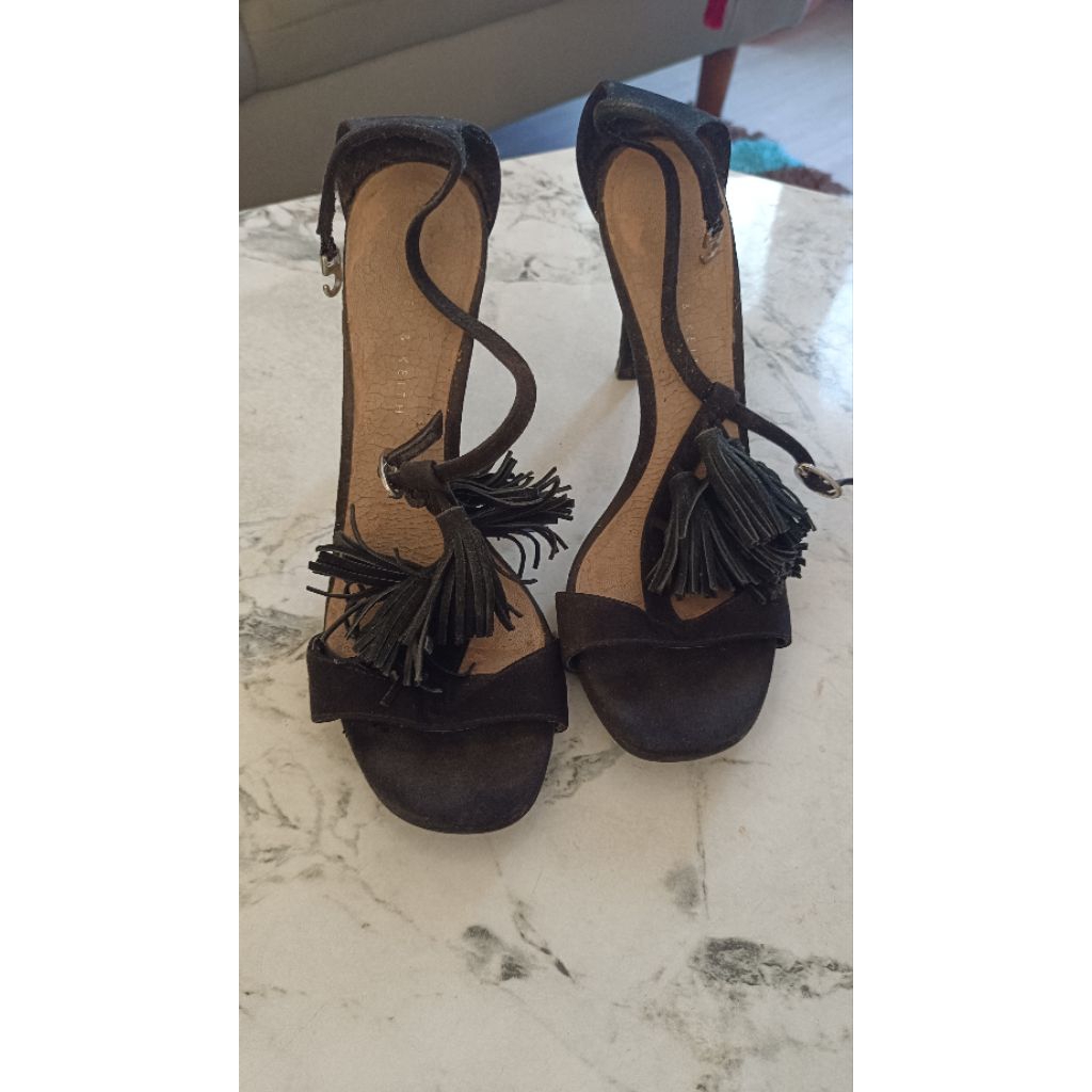 preloved sepatu wanita