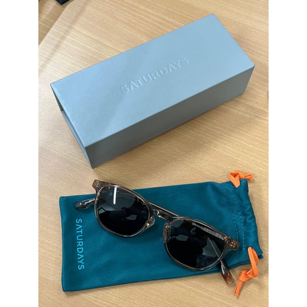 Kacamata - Saturdays