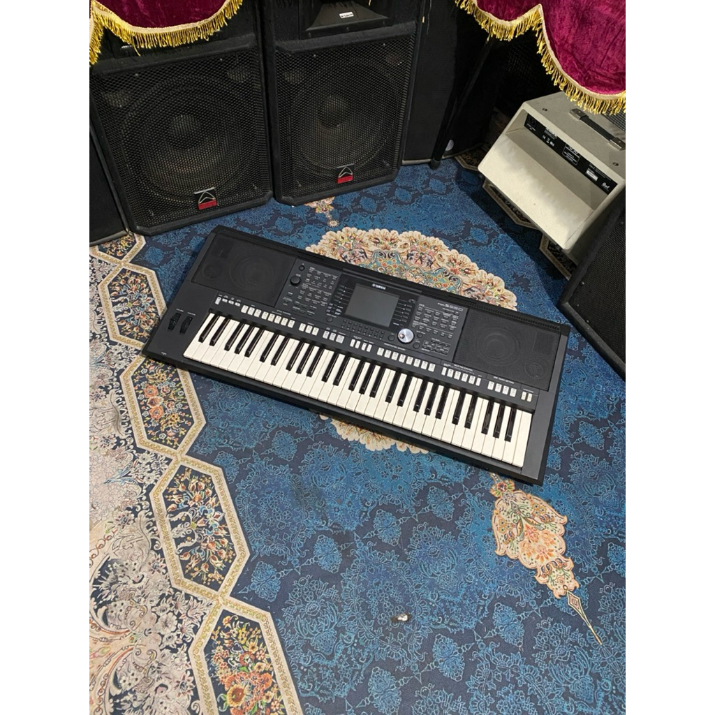 Keyboard Yamaha PSR S950